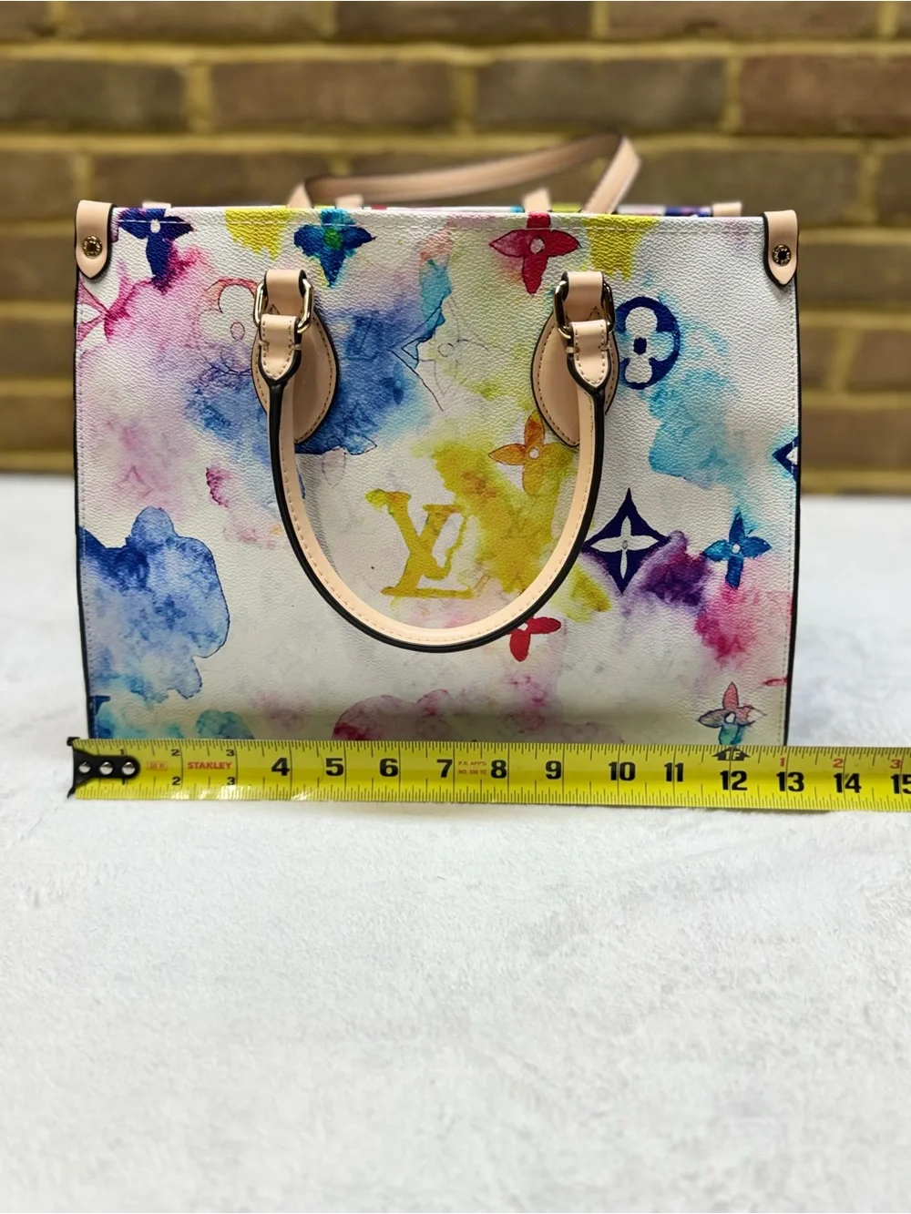N/A stylish watercolor